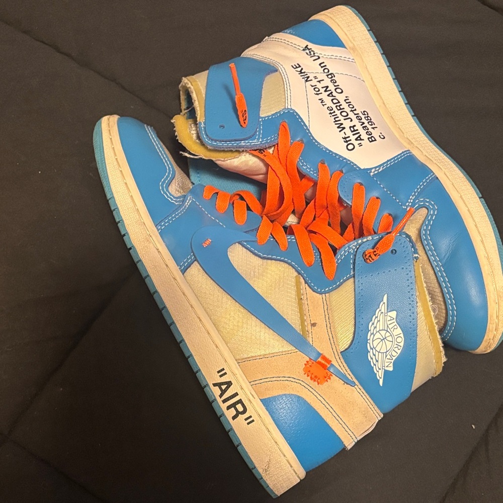 OFF WHITE UNC JORDAN 1
